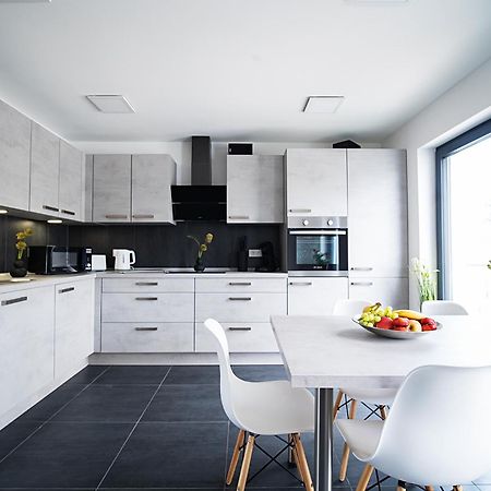 Blauer Stein Apartments Wh2 Пулхайм Екстериор снимка
