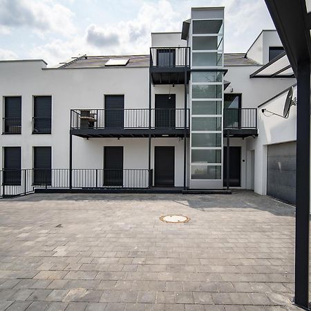 Blauer Stein Apartments Wh2 Пулхайм Екстериор снимка