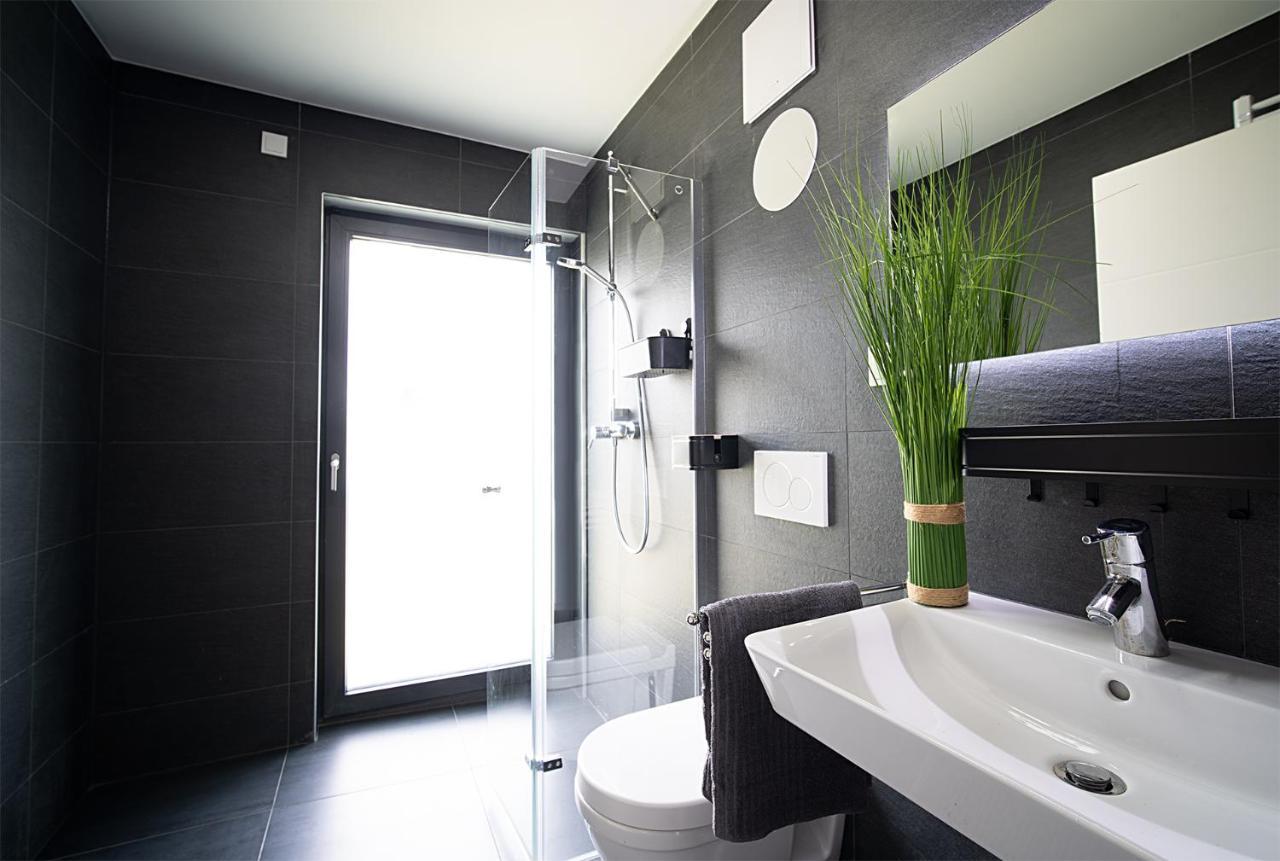 Blauer Stein Apartments Wh2 Пулхайм Екстериор снимка