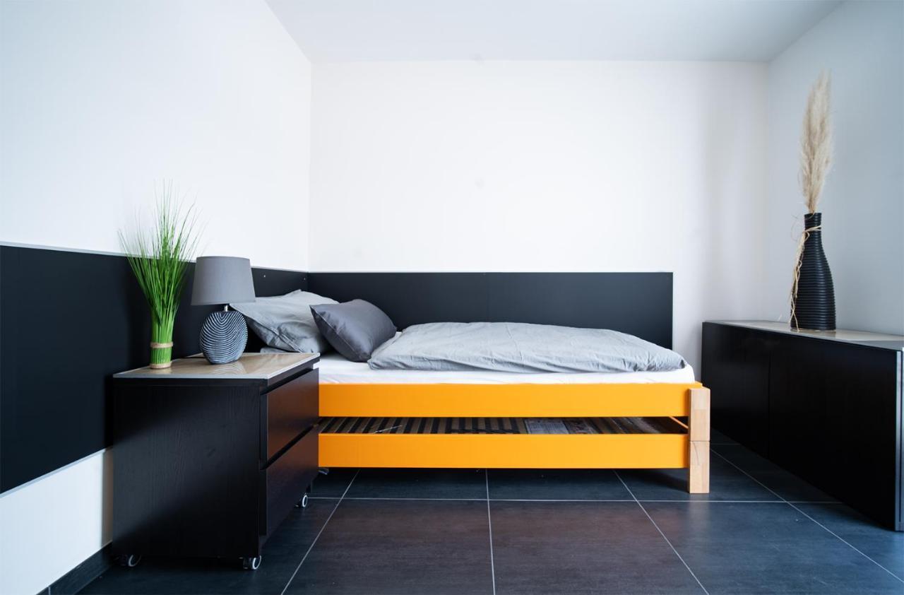 Blauer Stein Apartments Wh2 Пулхайм Екстериор снимка