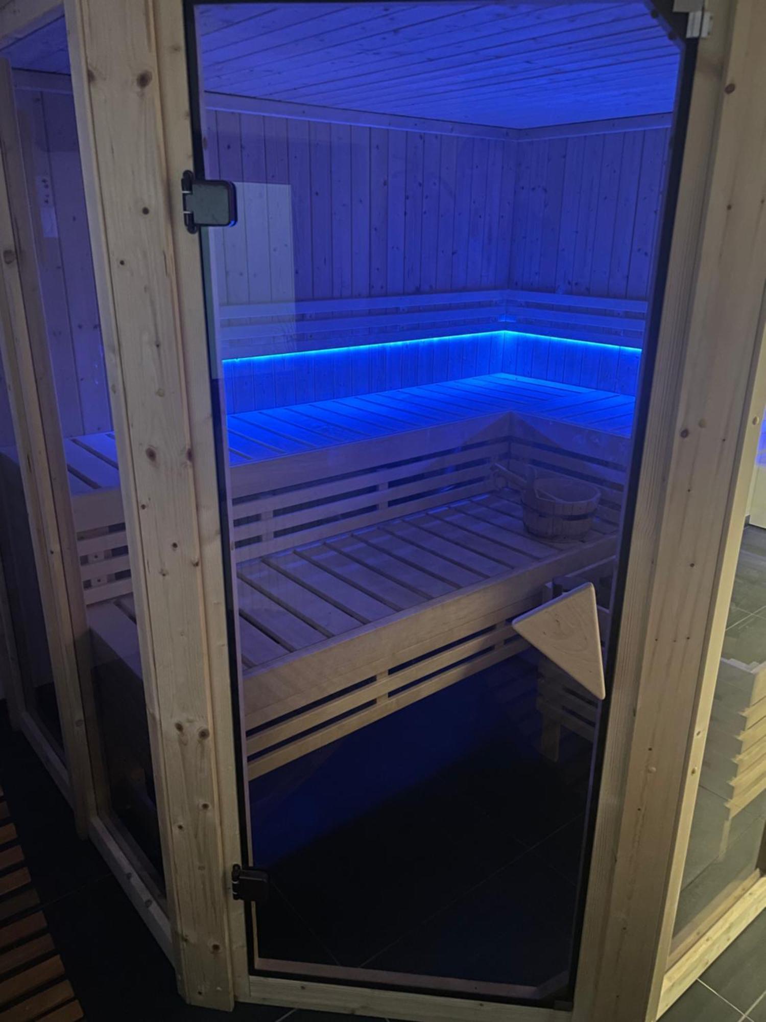 Blauer Stein Apartments Wh2 Пулхайм Екстериор снимка